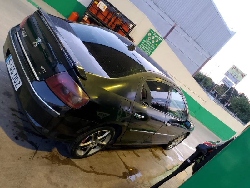 Peugeot 407 1.6 HDi 110cv | Muy cuidado y equipado - foto 1