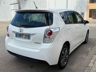 Toyota Verso 2015