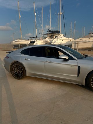 Porsche Panamera 2019