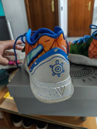Nike Kyrie 5 Spongebob Piña