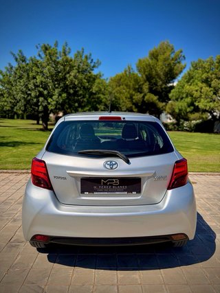 Toyota Yaris 2015 / 187,09€/MES