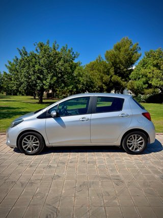Toyota Yaris 2015 / 187,09€/MES