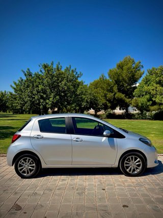 Toyota Yaris 2015 / 187,09€/MES