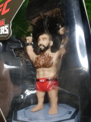 Figuras Ilia Topuria y Connor Mcgregor UFC