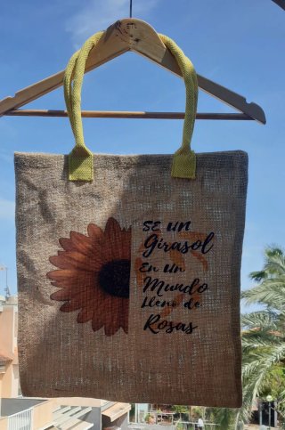Bolso en yute  personalizado con girasoles