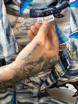 Camisa Hawaiana Orcas y Velero