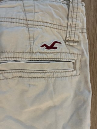 Pantalón corto Hollister beige