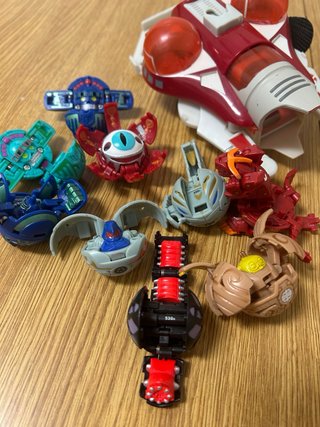 Bakugan y Lanzador