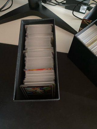 Collezione Carte Pokémon valutata oltre 300 €