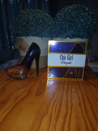 Perfume Chic Girl Purple