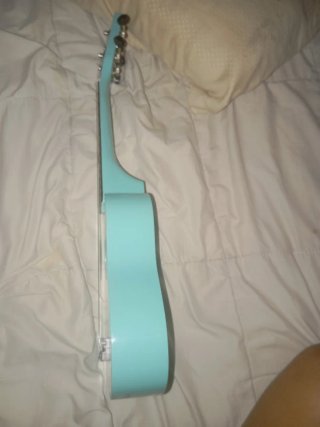 Ukelele soprano azul