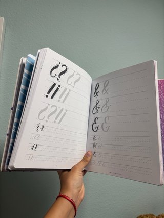 Letras bonitas : descubre el arte de dibujar pa...
