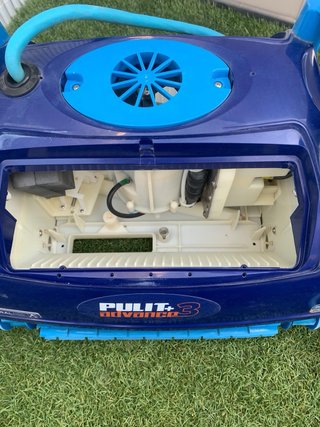Robot Limpiafondos Astralpool Pulit Advance 3