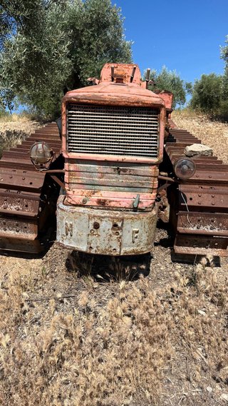 Tractor Massey Ferguson de Cadenas