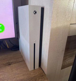 Xbox One S Blanca