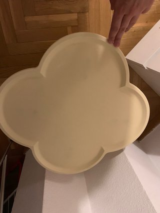 Mesa auxiliar flor amarilla
