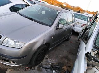 1645219 faro der skoda fabia (6y2/6y3) urban line