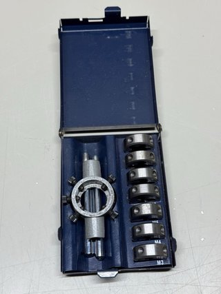 Conjunto Roscas Macho Terrajas