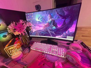 Monitor AOC 27 Curvo
