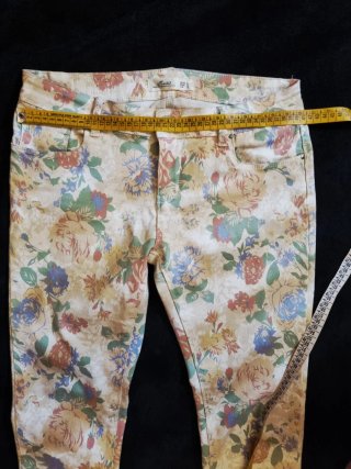 Pantaloni Toxik3 fantasia floreale taglia 44