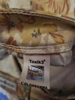 Pantaloni Toxik3 fantasia floreale taglia 44