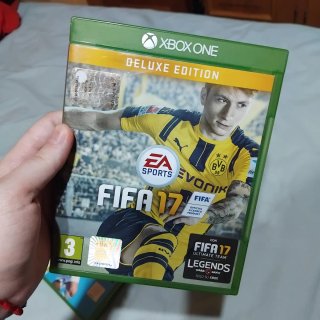 FIFA 19 y FIFA 17 Xbox One
