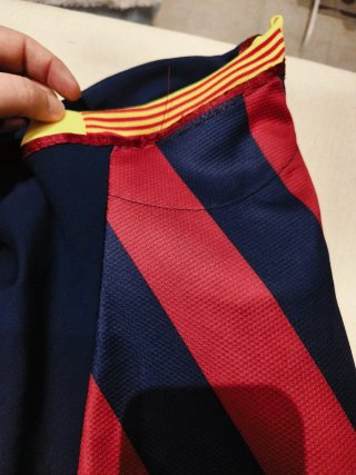 Camiseta FC Barcelona Nike Talla XXL - modificada.