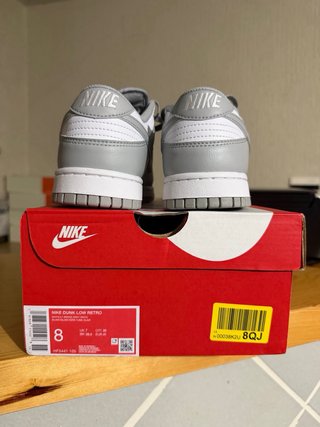 Nike Dunk Low Gris y Blanco