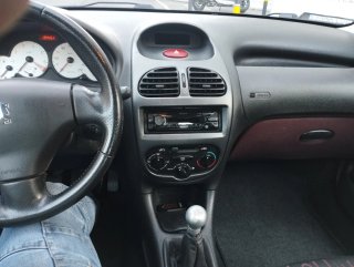 Peugeot 206 2004