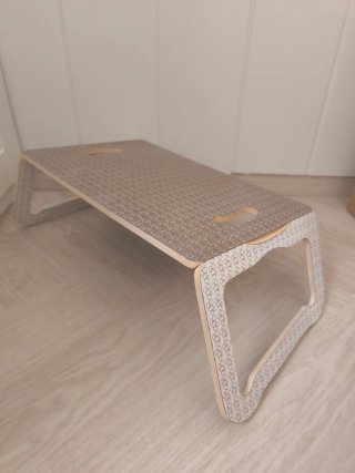 Lámpara de mesa de piedra y tela