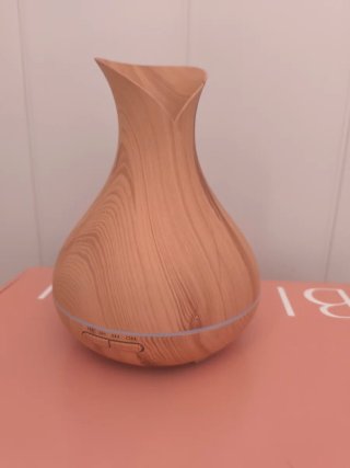 Lámpara de mesa de piedra y tela