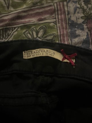 Pantalones vaqueros negros con cremallera