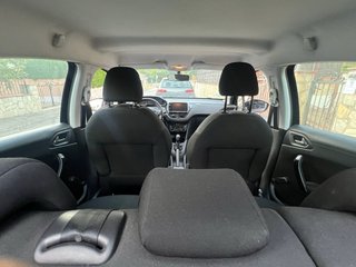 Peugeot 208 2014