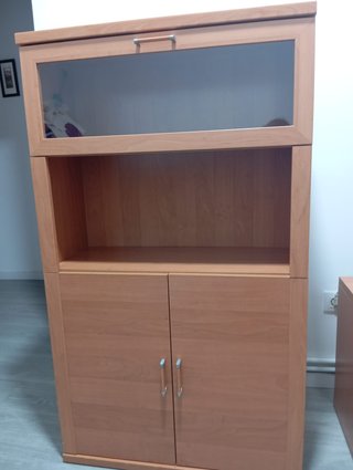Conjunto Muebles Salón: Vitrina, Mueble TV, Mesa