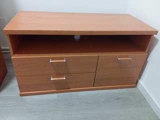 Conjunto Muebles Salón: Vitrina, Mueble TV, Mesa