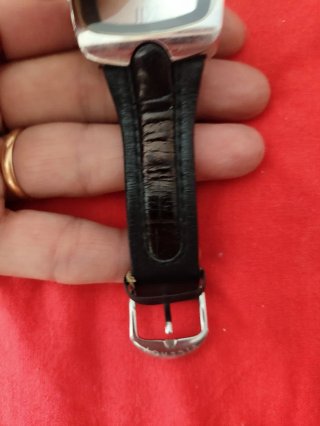 Reloj Viceroy Cuadrado Negro y Plateado