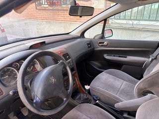 Peugeot 307 2002
