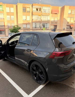 Volkswagen Golf 2021