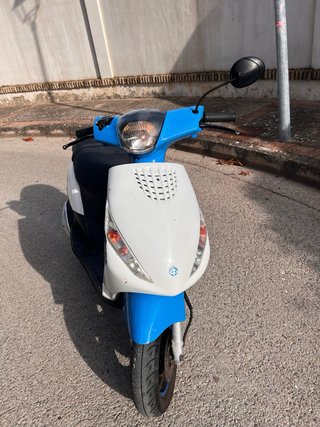 Piaggio Zip 49cc 2T - Año 2016 - 12000km