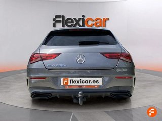 Mercedes CLA CLA 200 D DCT 4MATIC Shooting Brake