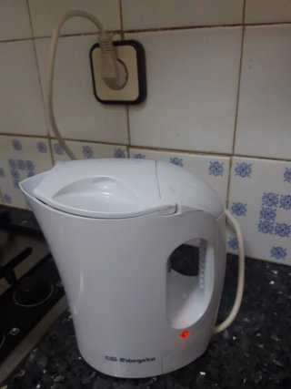 Calienta líquidos Orbegozo KT 4000