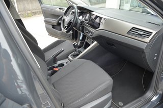 Volkswagen Polo+Navegacion+Clima Bizona+Carplay