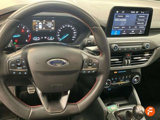 Ford Focus 1.0 Ecoboost MHEV 92kW ST-Line