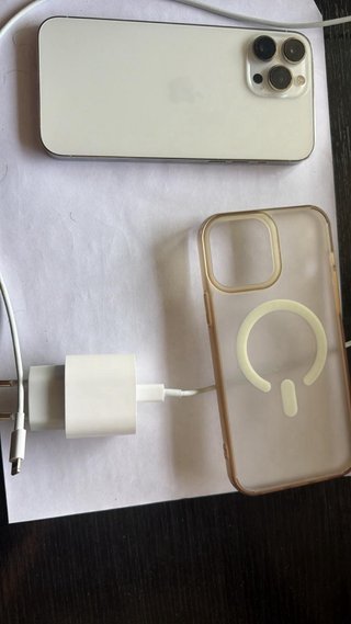 Vendo iPhone 13 Pro Max 128GB Blanco  bien cuidado