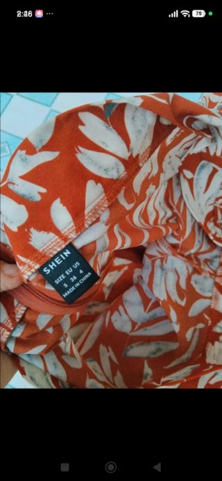 Pantalón Shein pata elefante talla S