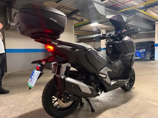 Honda ADV 350 2025 Negra