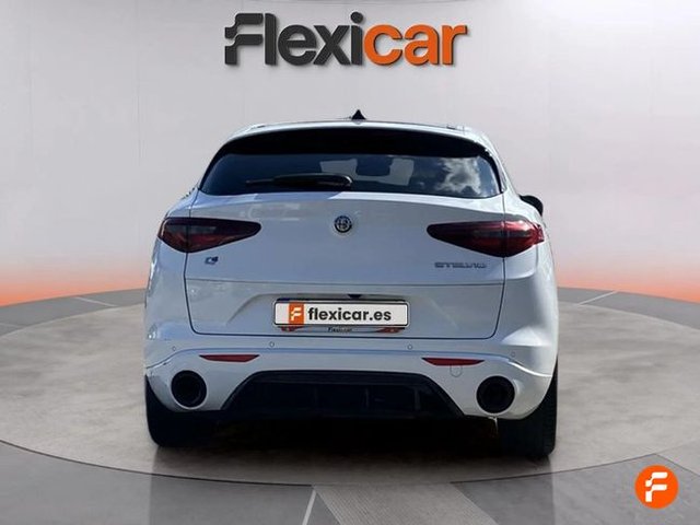 Alfa Romeo Stelvio 2.2 Diésel 154kW (210CV) Veloce Q4