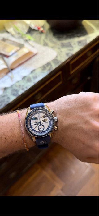 Omega x Swatch Mod snoopy