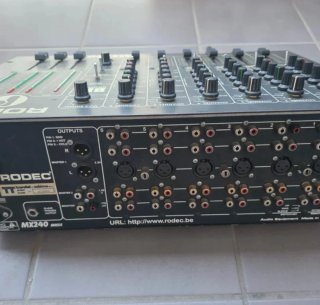Mesa de mezclas Rodec MX240 MKIII