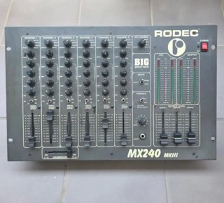 Mesa de mezclas Rodec MX240 MKIII